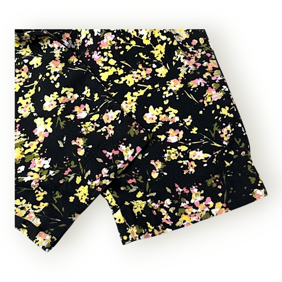 Jessica Simpson "Boquet Splash" Floral Joggers with Pockets - Picture 6 of 10
